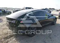 2019 Tesla Model 3 фото