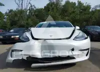 2019 Tesla Model 3 фото