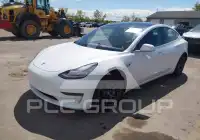 2019 Tesla Model 3 фото