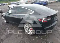 2019 Tesla Model 3 фото