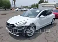 2019 Tesla Model 3 фото