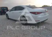 2019 Lexus ES350 photo