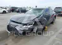 2019 Lexus ES350 photo