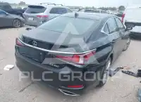 2019 Lexus ES350 photo