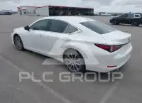 2019 Lexus ES350 photo