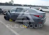 2019 Lexus ES350 photo