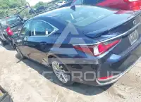 2019 Lexus ES300 фото