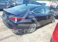 2019 Lexus ES300 фото