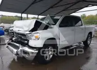 2019 RAM 1500 photo