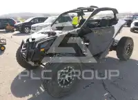2019 Can-AM MAVERICK photo