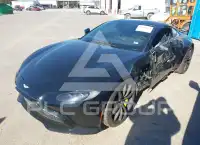 2019 Aston Martin Vantage photo