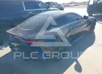 2019 Aston Martin Vantage photo