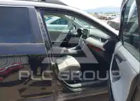 2019 Toyota RAV4 фото