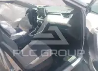 2019 Toyota RAV4 фото