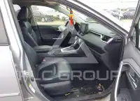 2019 Toyota RAV4 фото