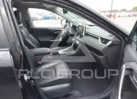 2019 Toyota RAV4 фото