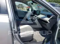 2019 Toyota RAV4 фото
