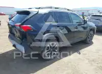 2019 Toyota RAV4 фото