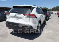 2019 Toyota RAV4 фото