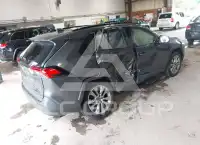 2019 Toyota RAV4 фото