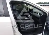 2019 Toyota RAV4 фото