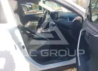2019 Toyota RAV4 фото