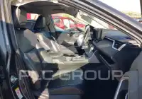 2019 Toyota RAV4 фото