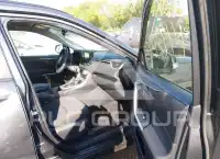 2019 Toyota RAV4 photo