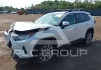 2019 Toyota RAV4 фото