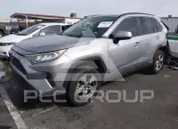 2019 Toyota RAV4 фото