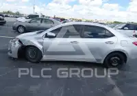 2019 Toyota COROLLA фото