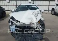 2019 Toyota COROLLA фото