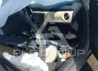 2019 Toyota COROLLA фото