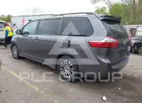2019 Toyota SIENNA фото