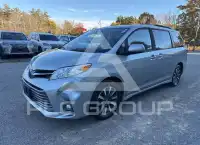 2019 Toyota SIENNA фото