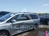 2019 Toyota SIENNA photo