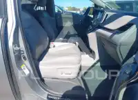 2019 Toyota SIENNA фото