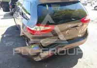 2019 Toyota SIENNA фото