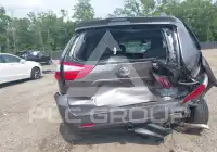 2019 Toyota SIENNA фото