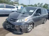 2019 Toyota SIENNA фото