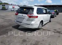 2019 Toyota SIENNA фото