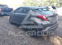 2019 Toyota C-HR photo