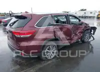 2019 Toyota Highlander фото