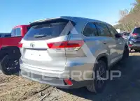 2019 Toyota Highlander photo