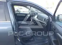 2019 Toyota Highlander photo