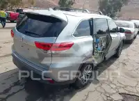 2019 Toyota Highlander фото