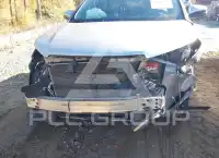 2019 Toyota Highlander photo