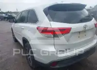 2019 Toyota Highlander фото