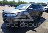 2019 Toyota Highlander фото