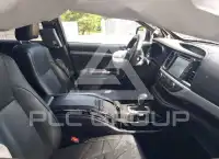 2019 Toyota Highlander photo